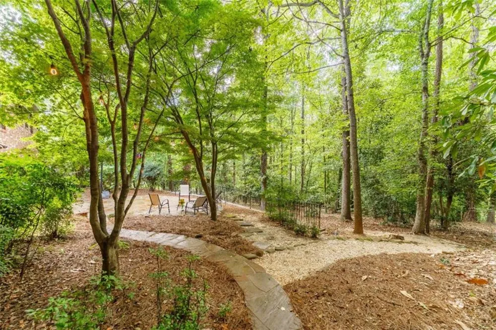 759 Riverhill Drive Athens, GA 30606