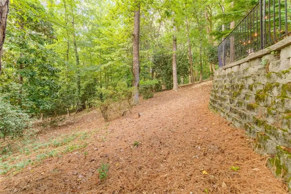 759 Riverhill Drive Athens, GA 30606