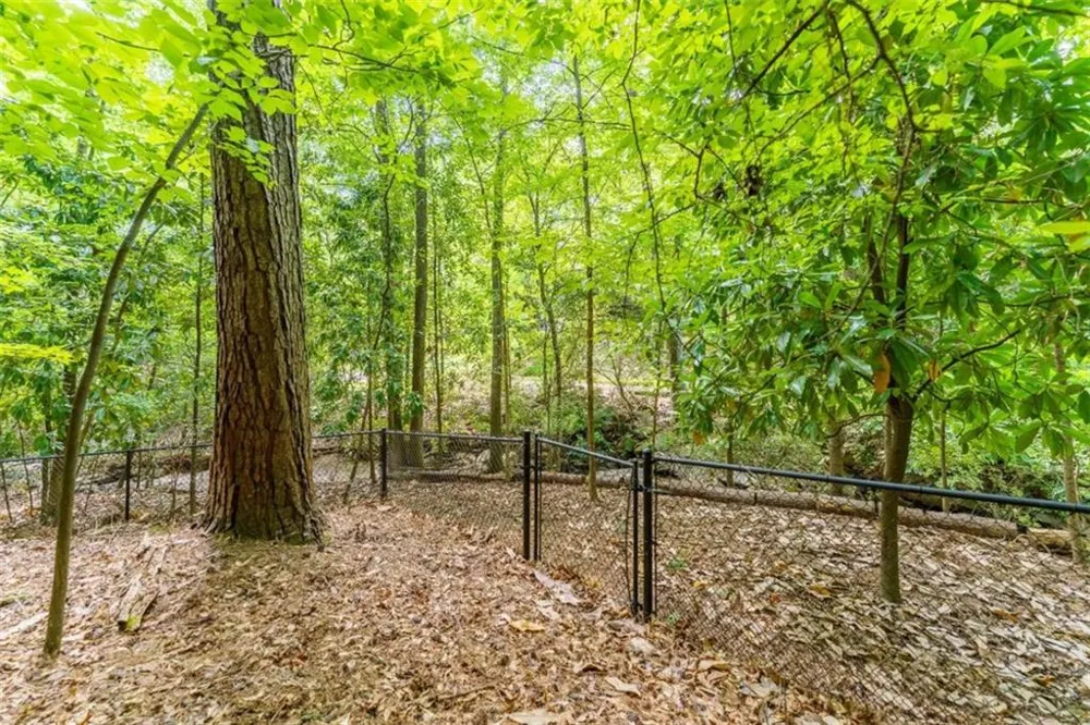 759 Riverhill Drive Athens, GA 30606