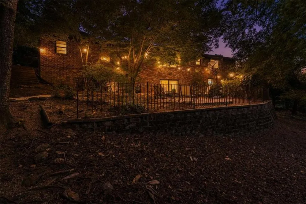 759 Riverhill Drive Athens, GA 30606