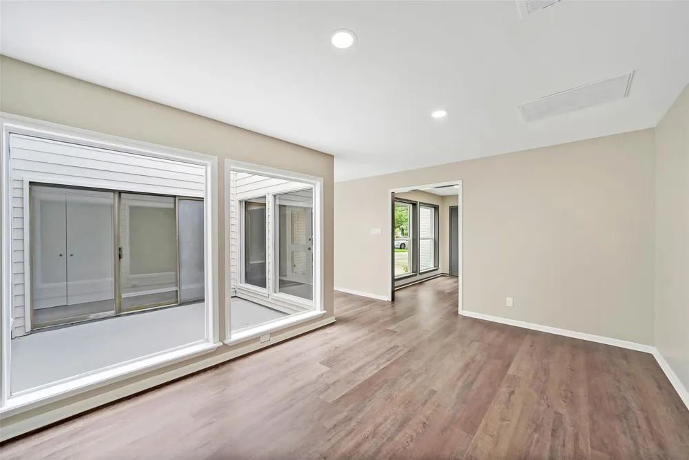 2303 Willow Lake Drive Houston, TX 77077