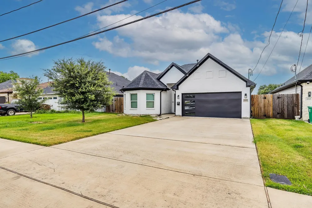 2309 Minnesota Street Houston, TX 77034