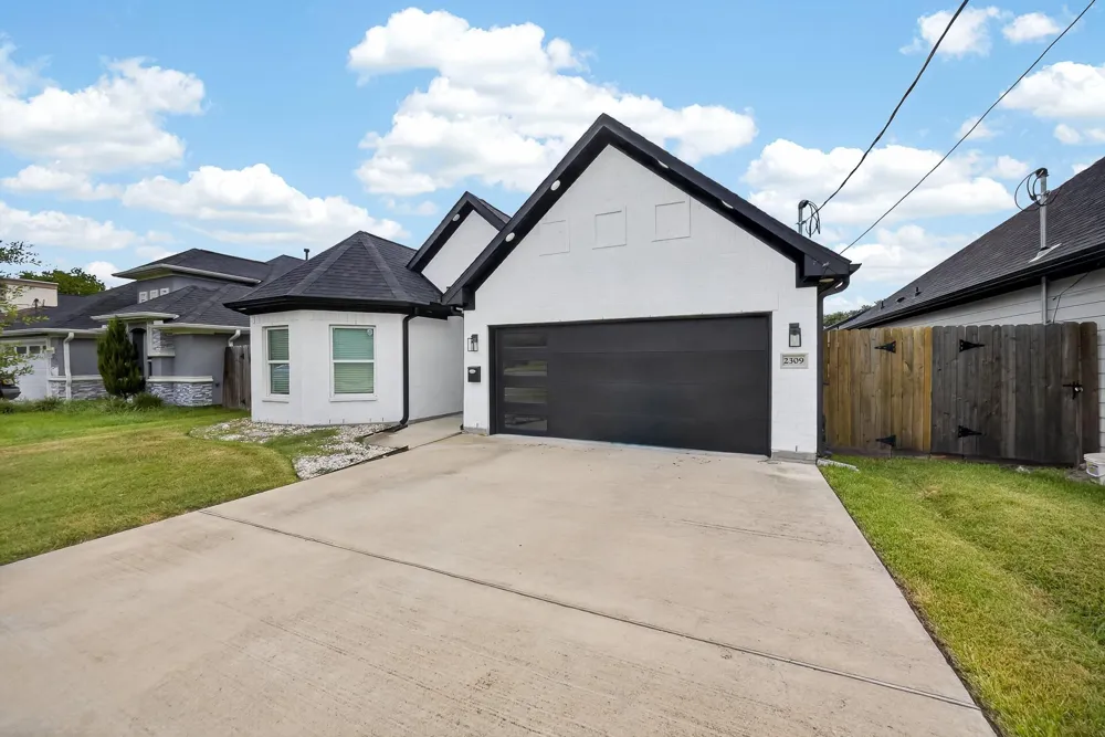 2309 Minnesota Street Houston, TX 77034