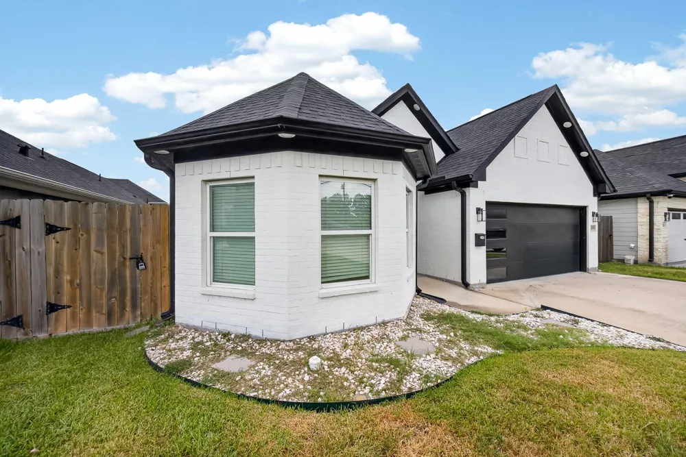 2309 Minnesota Street Houston, TX 77034