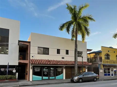 2268 SW 8th St #5