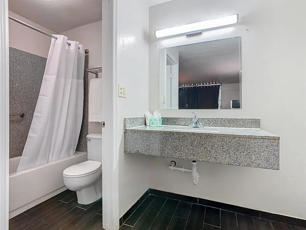 44199 US-27 Davenport, FL 33897