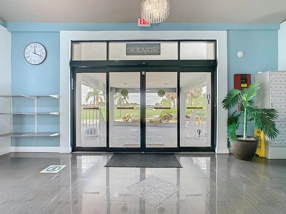 44199 US-27 Davenport, FL 33897