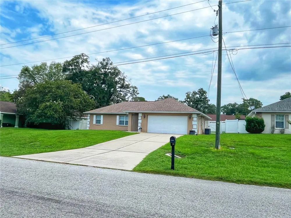 3201 NE 42ND PLACE ocala, FL 34479