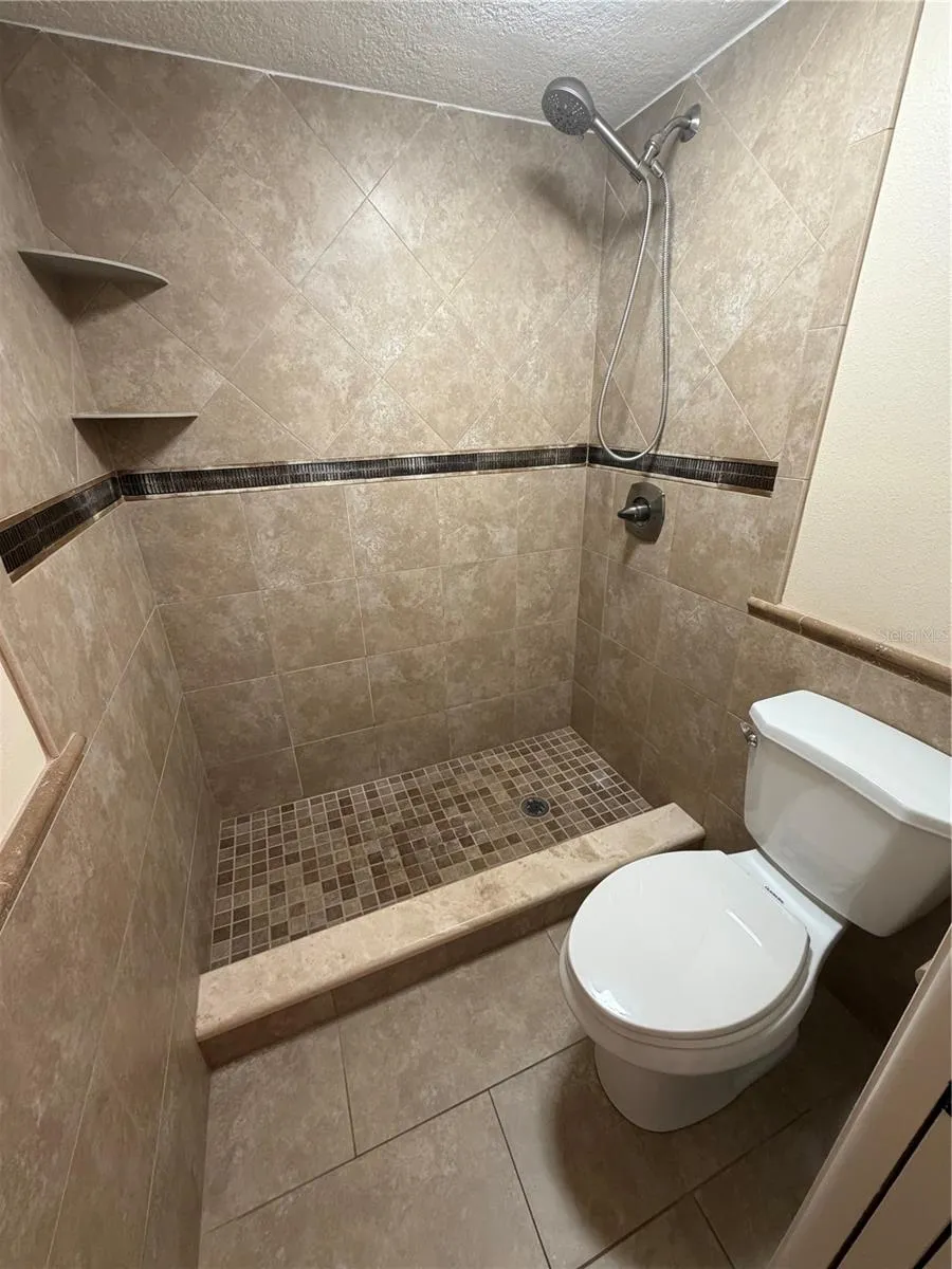 2606 29TH AVE W #12 Bradenton, FL 34205