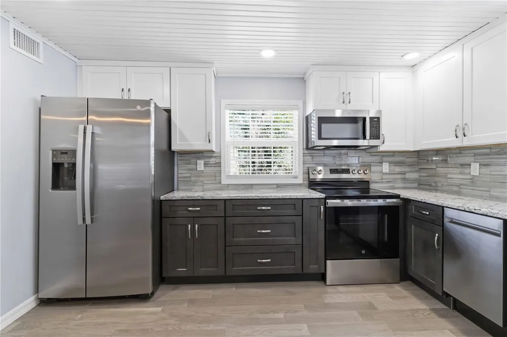 607 MANATEE AVENUE Ellenton, FL 34222