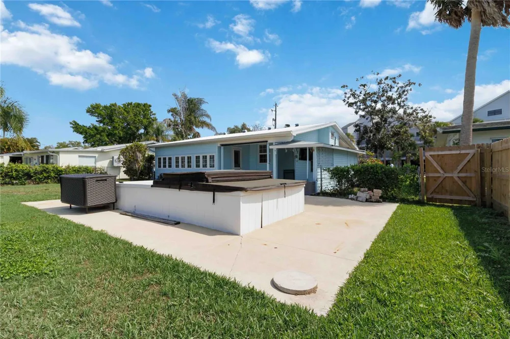 607 MANATEE AVENUE Ellenton, FL 34222