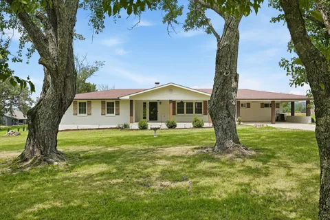 4044 W Paron Rd