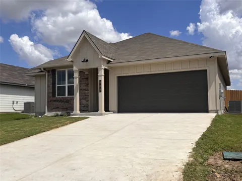 808 Fork Ranch Road