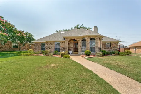 4216 Marshall Court