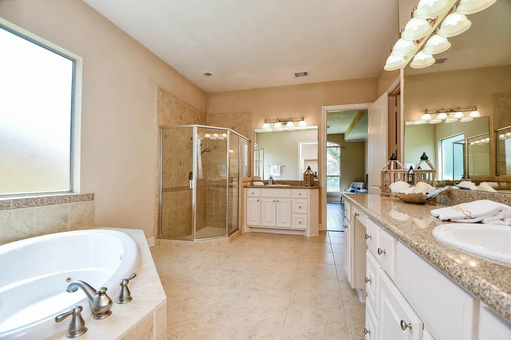 1731 Pampas Trail Drive Friendswood, TX 77546
