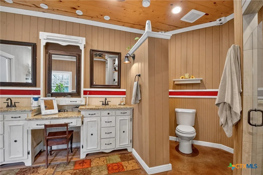 655 Highway 236 Moody, TX 76557