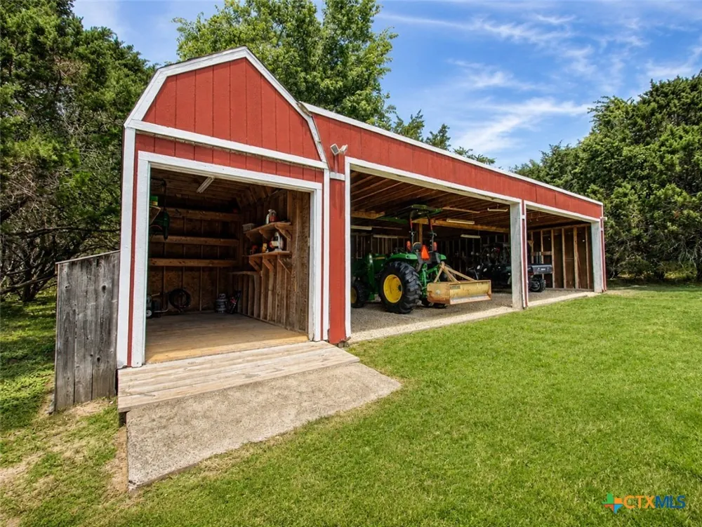 655 Highway 236 Moody, TX 76557
