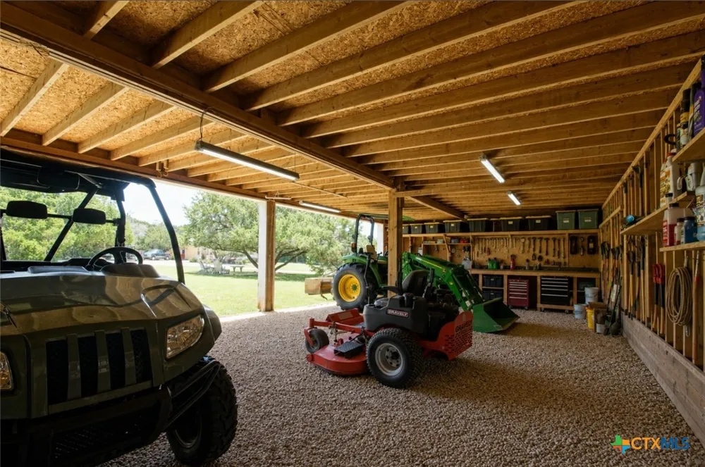 655 Highway 236 Moody, TX 76557