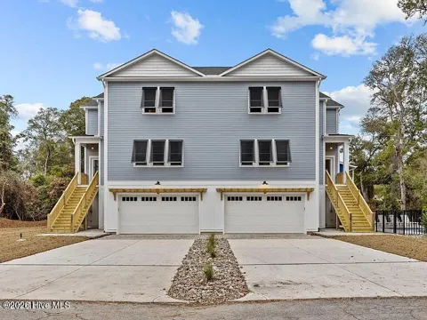 331 Live Oak Street #South