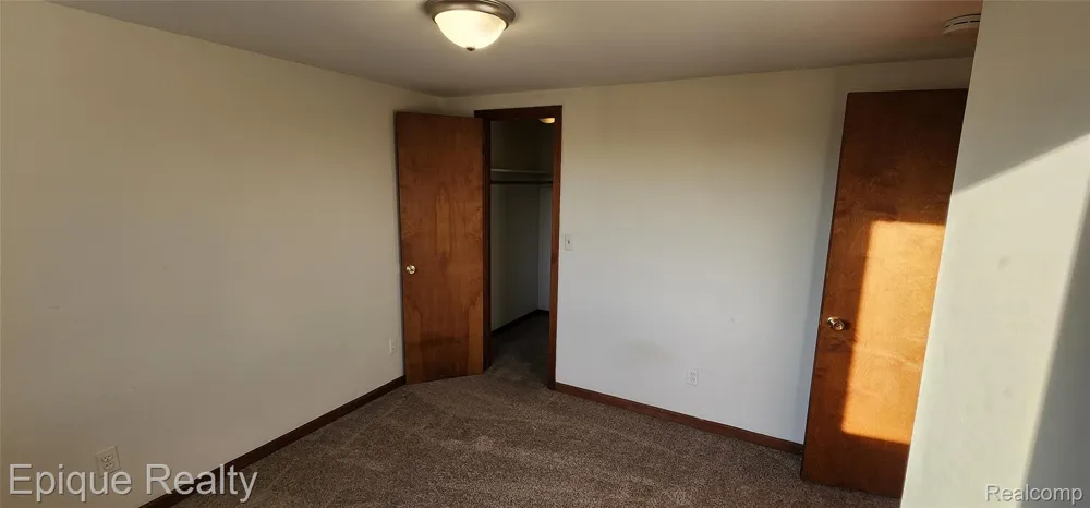 230 14th Street Marysville City, MI 48040