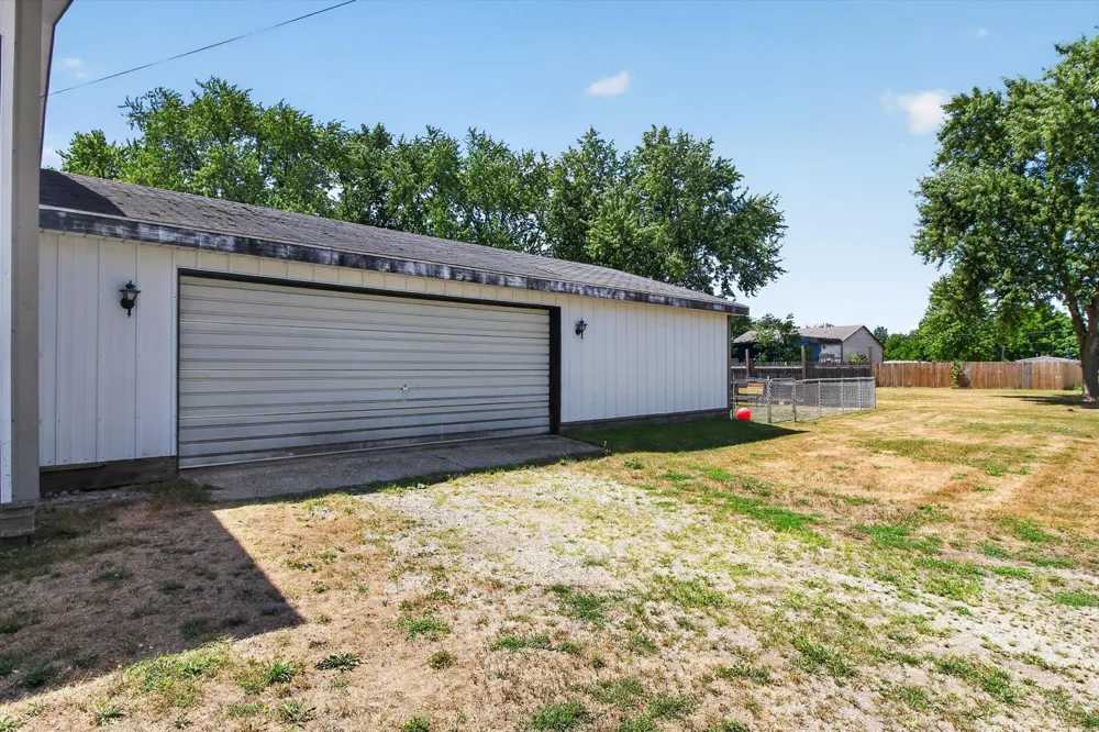 204 S Hodges Drive Fulton Township, MI 48871