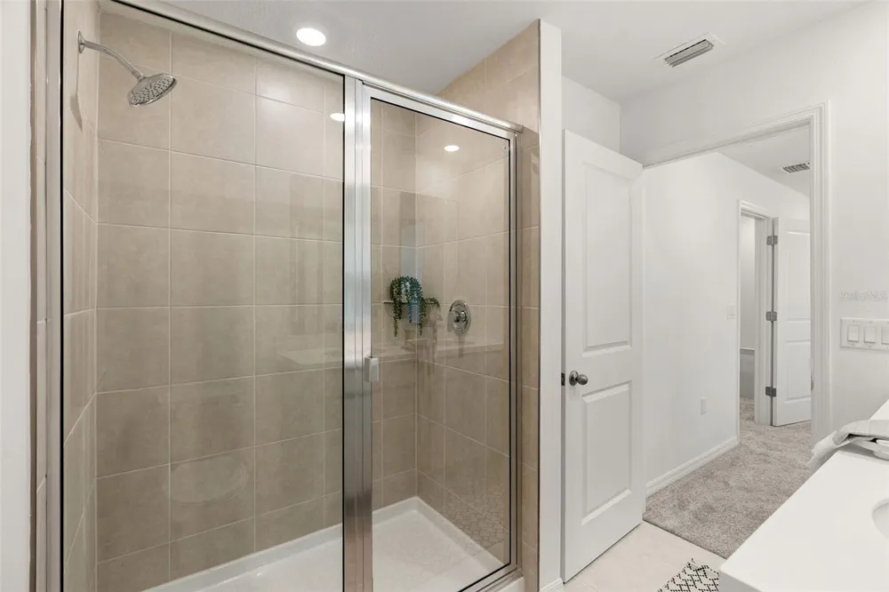 672 EMERALD GROVE DRIVE Apopka, FL 32703