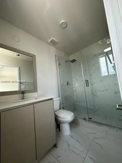 2561 NE 193rd St #1208 Miami, FL 33180