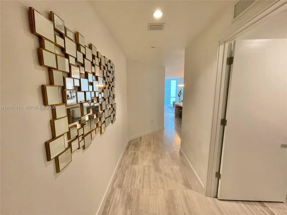 851 NE 1st Ave #2605 Miami, FL 33132