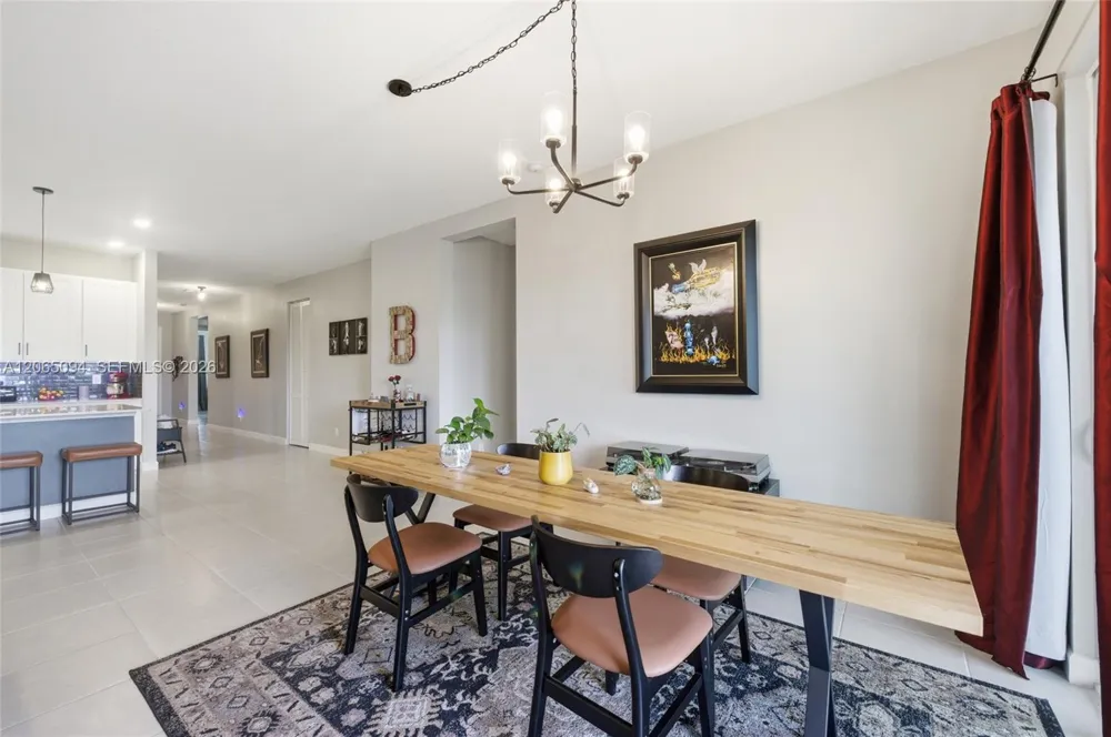 1902 Wandering Willow Way Loxahatchee, FL 33470