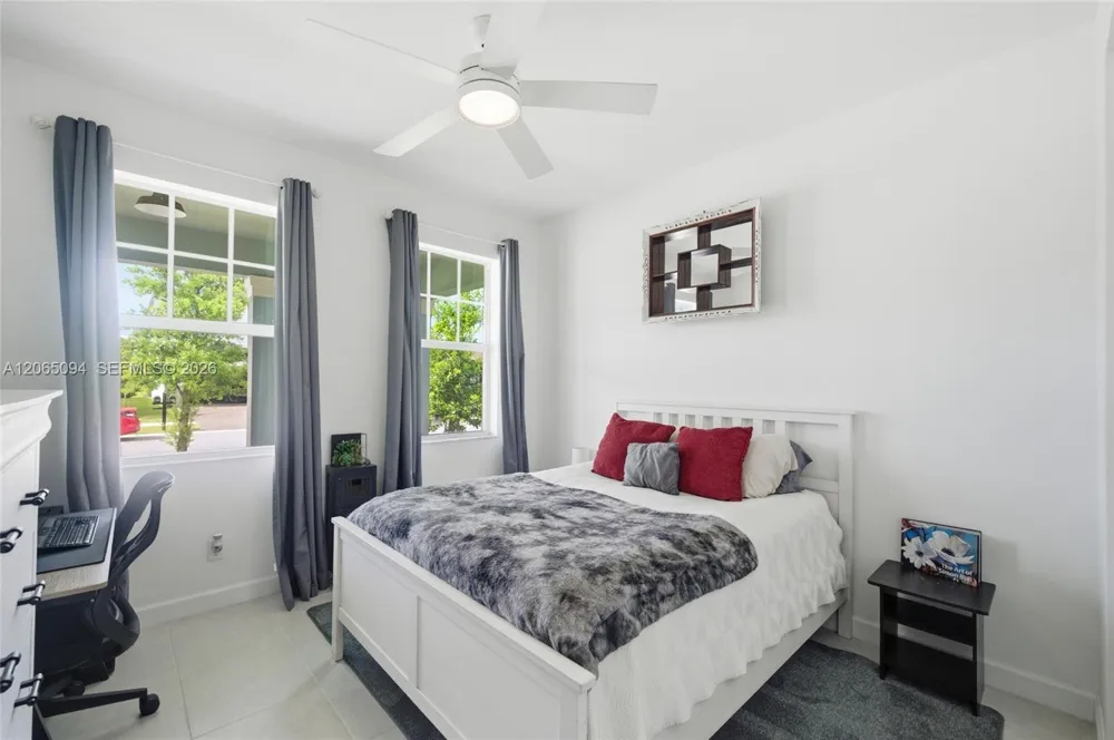 1902 Wandering Willow Way Loxahatchee, FL 33470