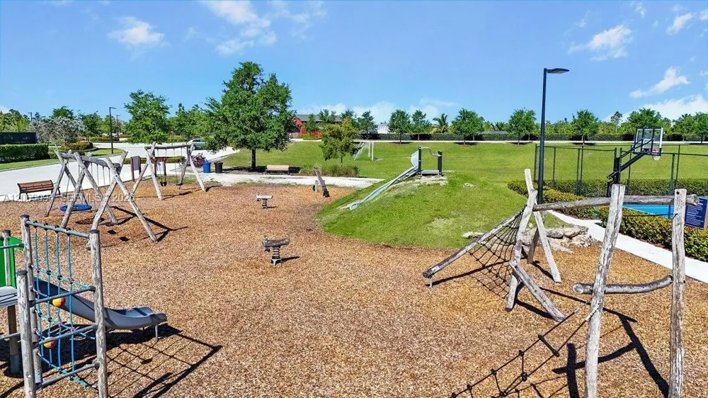 1902 Wandering Willow Way Loxahatchee, FL 33470