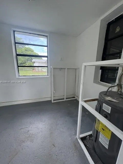 4130 SW 25th St West Park, FL 33023