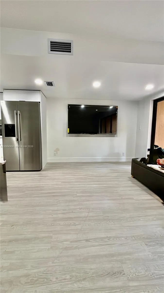 8010 NW 27th Pl #8010 Sunrise, FL 33322