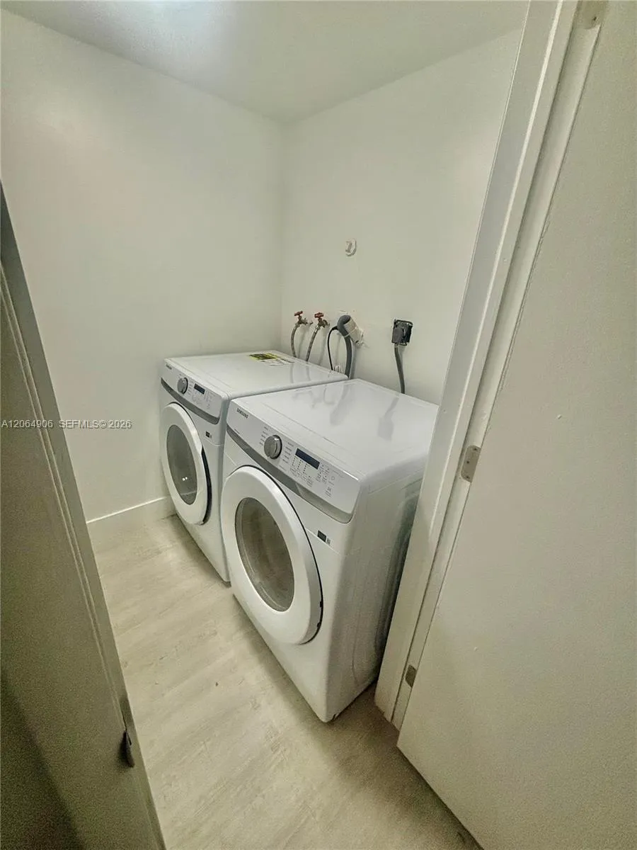 8010 NW 27th Pl #8010 Sunrise, FL 33322