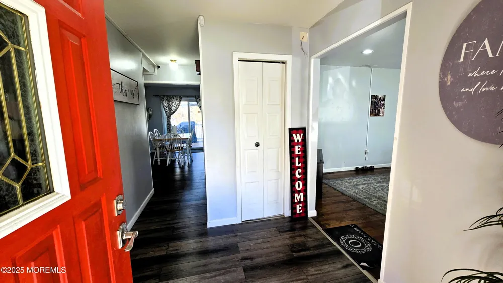 7 Stradford Road Parlin, NJ 08859