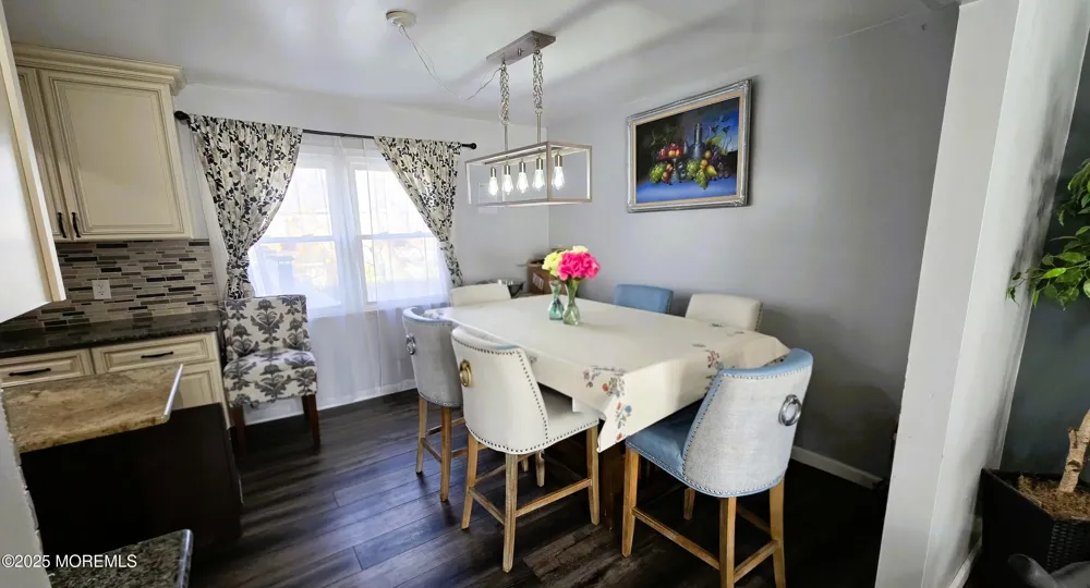 7 Stradford Road Parlin, NJ 08859