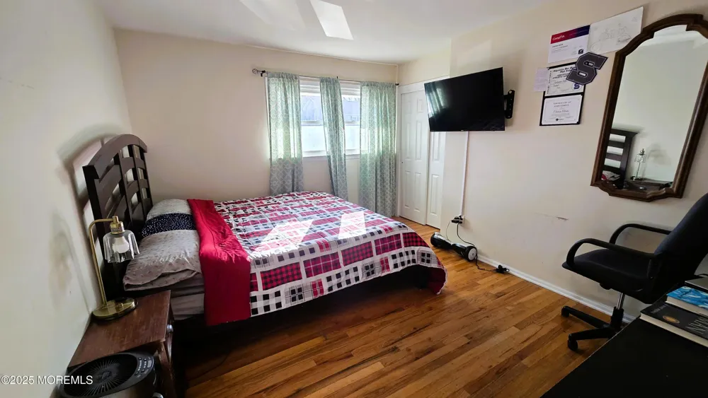 7 Stradford Road Parlin, NJ 08859