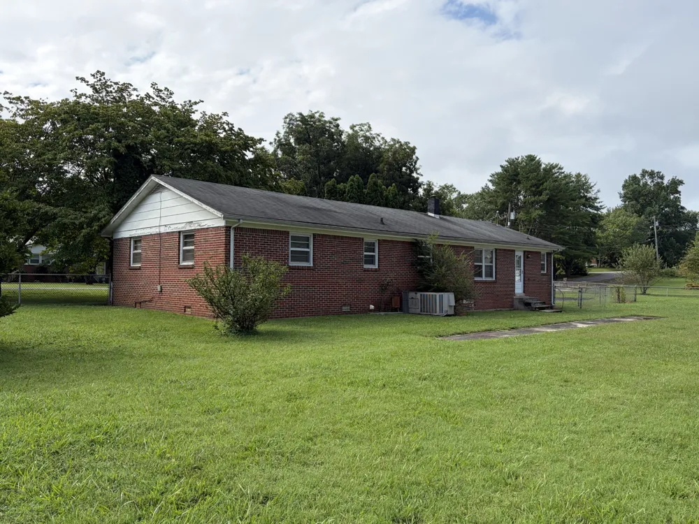 207 Melody Ln Winchester, TN 37398