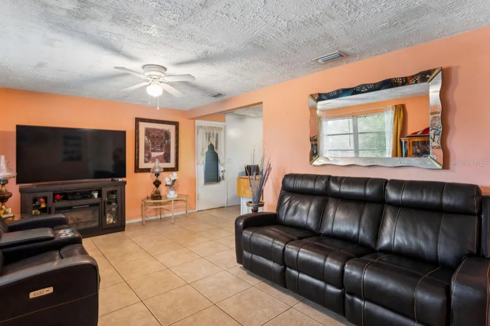 3415 CLYDESDALE DR #unit 5 Holiday, FL 34691