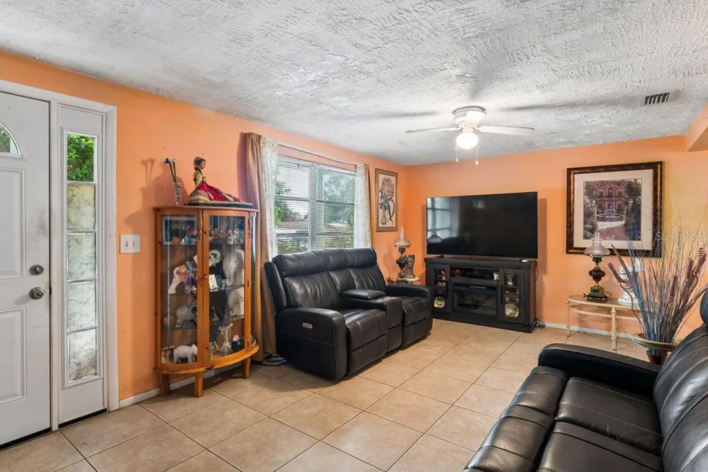 3415 CLYDESDALE DR #unit 5 Holiday, FL 34691