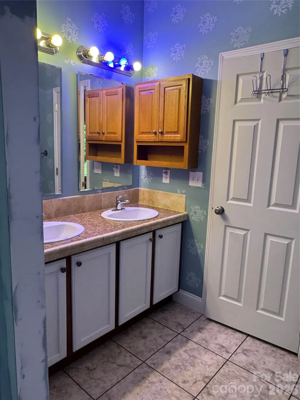 1886 Old Linville Road Marion, NC 28752