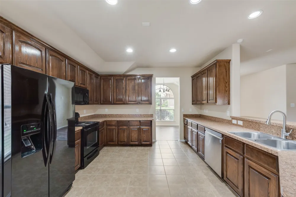 1077 Hampton Bay Drive Rockwall, TX 75087