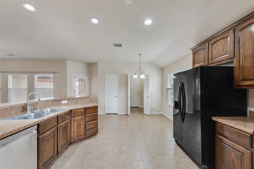 1077 Hampton Bay Drive Rockwall, TX 75087