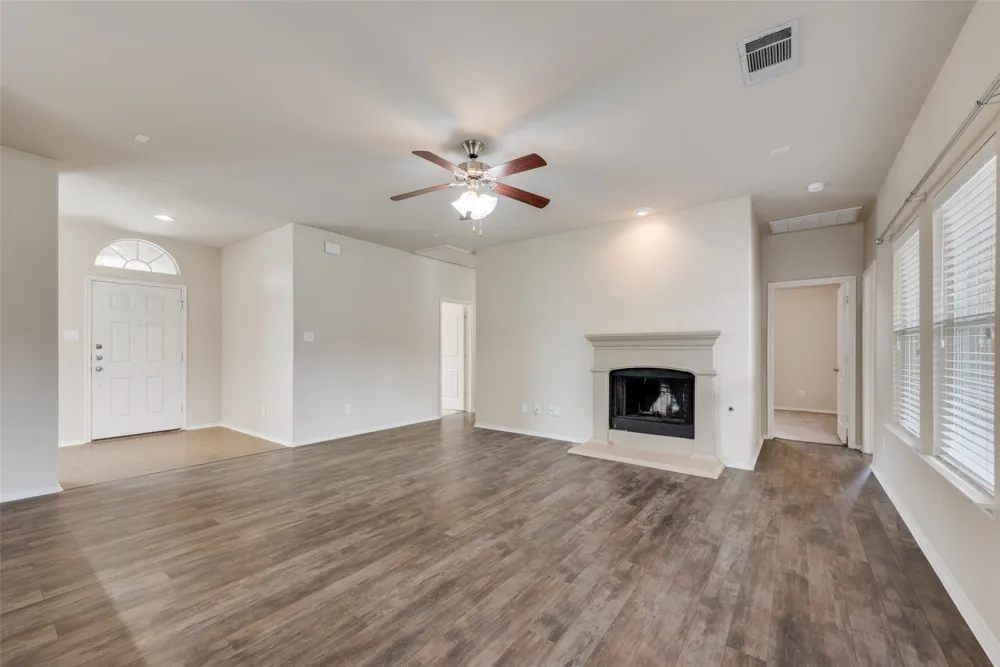 1077 Hampton Bay Drive Rockwall, TX 75087
