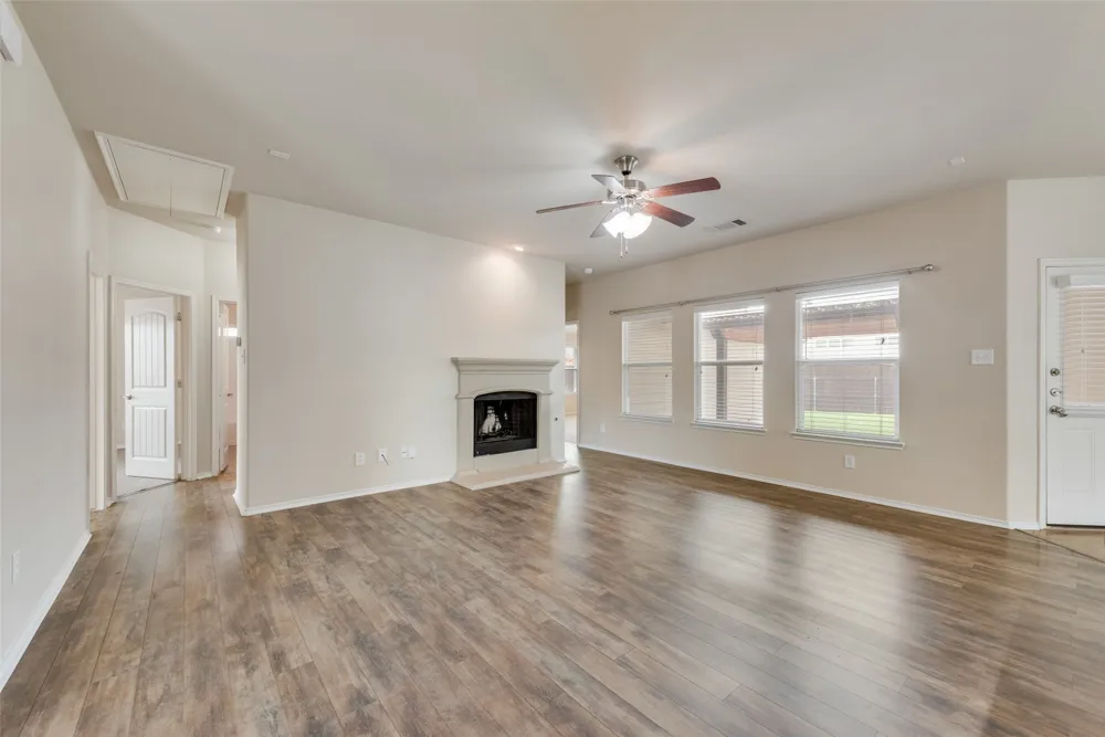 1077 Hampton Bay Drive Rockwall, TX 75087