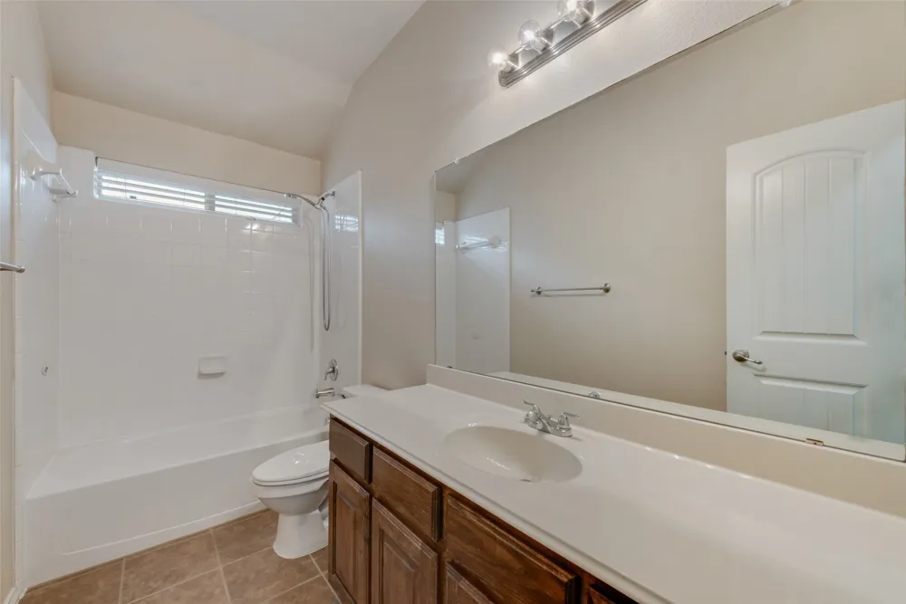 1077 Hampton Bay Drive Rockwall, TX 75087