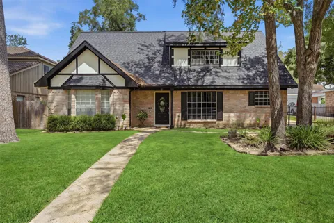 3527 Hill Springs Drive