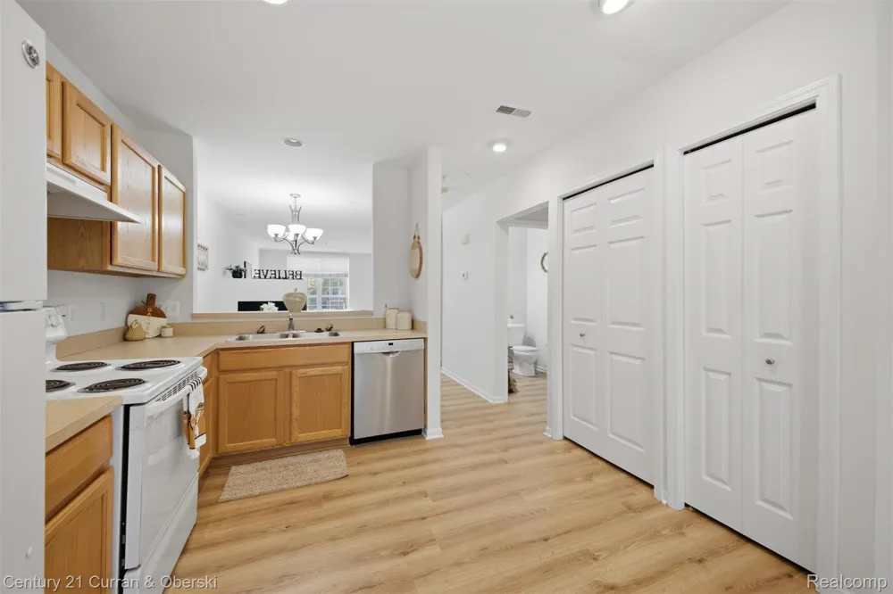 39444 Springwater Drive Northville Township, MI 48168
