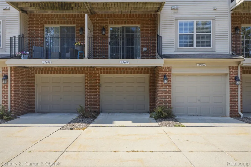 39444 Springwater Drive Northville Township, MI 48168