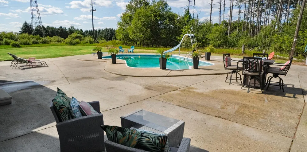 4500 W Howard City-Edmore Belvidere Township, MI 48886